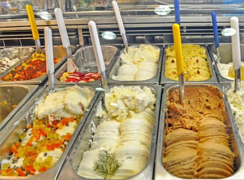 Rome: Campo de Fiori & Ghetto Street Food Sightseeing Tour - Key Points