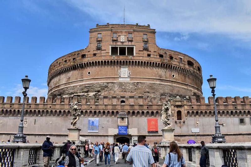 Rome: Castel Sant'Angelo Entry Ticket & Audio App - Prison stories: tragic human history behind the walls