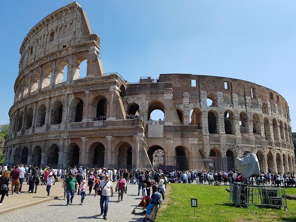Rome : Colosseum and Ancient Rome Guided Tour skip the line - A Deep Dive into the Tour Experience