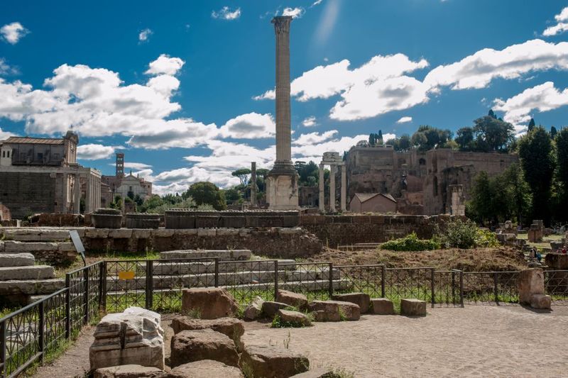 Rome: Colosseum Arena, Roman Forum & Palatine Hill VIP Tour - Time management: what 3 hours feels like on your feet