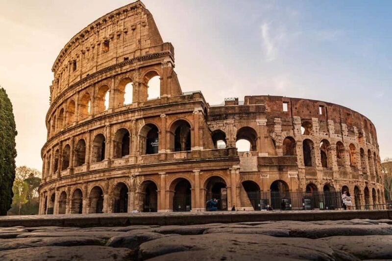 Rome: Colosseum Guided Tour with Roman Forum Entry - Key Points