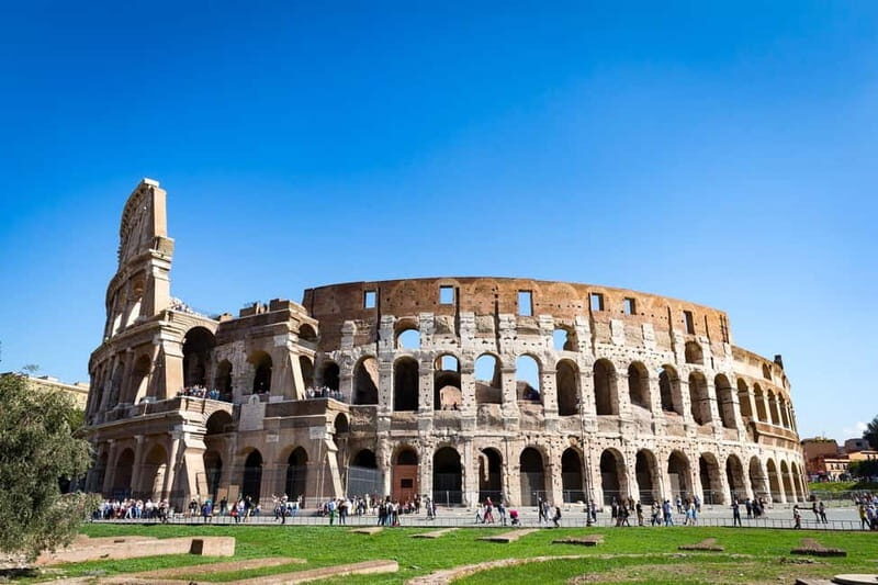 Rome: Colosseum, Roman Forum, and Palatine Hill Guided Tour - The Experience: Walking Through Ancient Rome