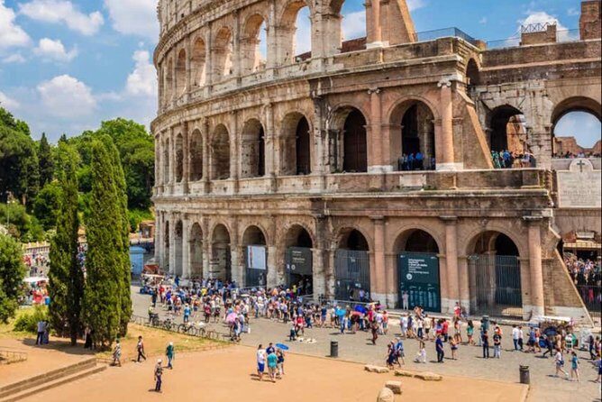 Rome: Colosseum, Roman Forum & Trajan's Market Exterior Tour - Key Points