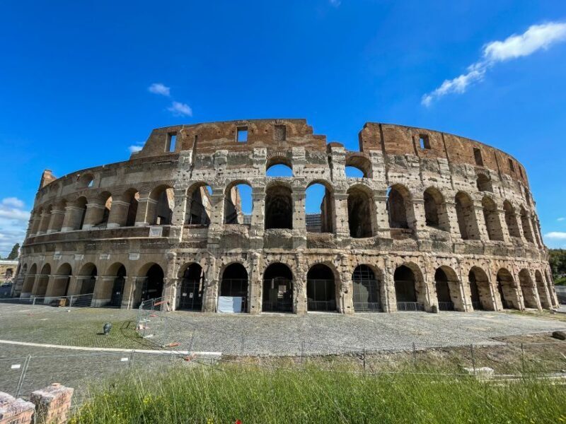 Rome: Colosseum Tour with Access to the Gladiator Arena - Diving into the Experience