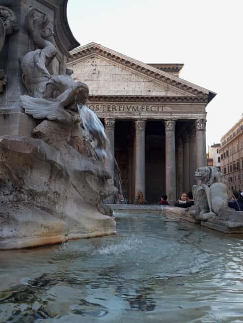 Rome: Customizable Historical Walking Tour with Appetizers - Key Points