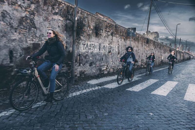 Rome: E-bike Tour From The Circus Maximus To The Catacombs - Key Points