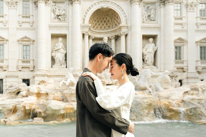 Rome Early Morning Private Photoshoot at the Trevi Fountain - The Photos and Delivery