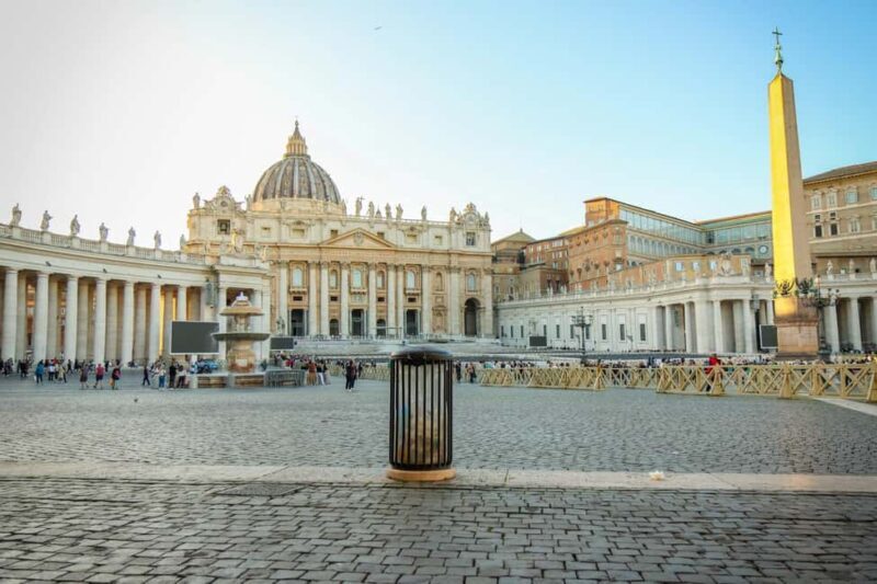 Rome: Escorted Papal Audience Tour With Guide - Key Points