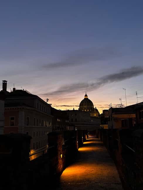 Rome: Evening Tour of Passetto di Borgo and Audio Guide App - Key Points