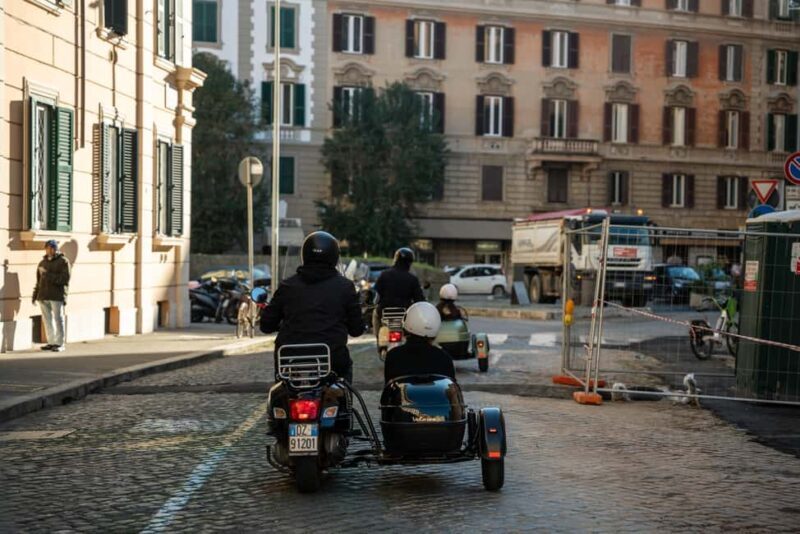 Rome: Evening Vespa Sidecar City Tour - The Experience on the Vespa