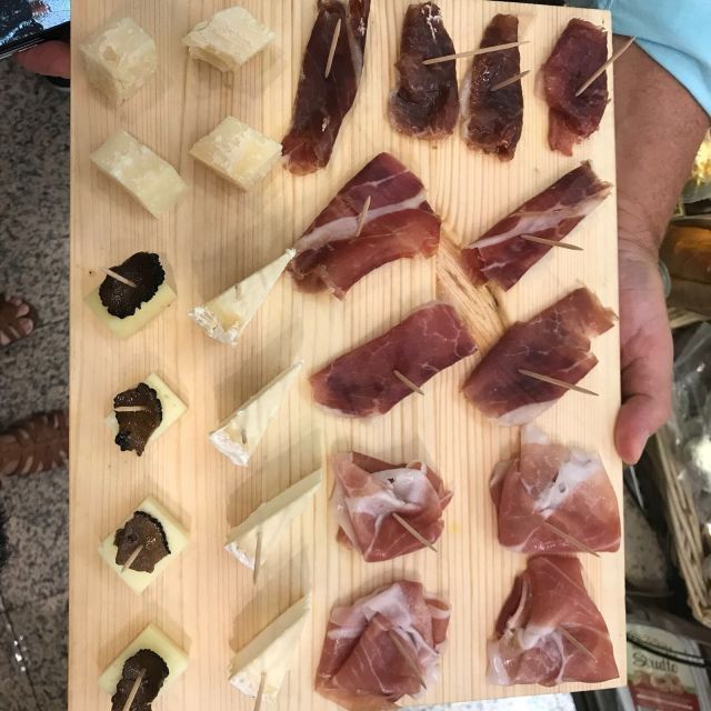 Rome: Food Tour in Trastevere 20+ Tastings Free Flowing Wine - Dietary options: when vegetarian, vegan, or lactose intolerant matters