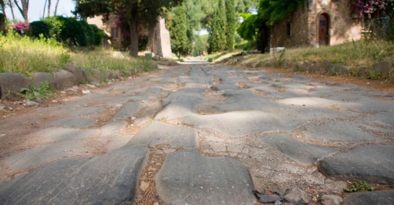 Rome: Guided Underground Tour - The Realities of the Experience