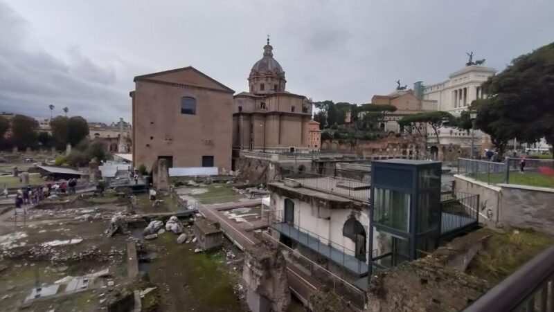 Rome: Guided Walking Tour with Headsets - Who Should Consider This Tour?