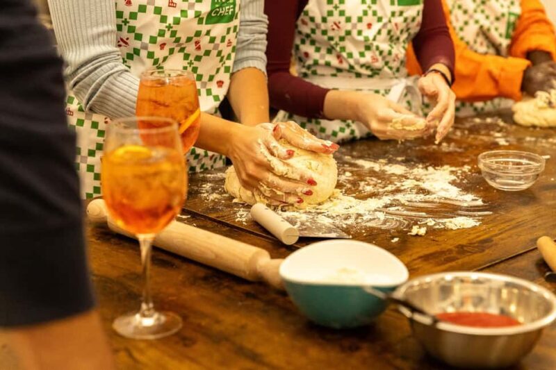 Rome: Hands-On Pizza Cooking Class with Spritz Mixology - Key Points