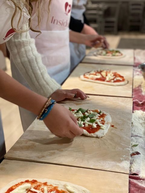 Rome: Hands-On Pizza Making Class near the Vatican with Wine - The Real Benefits in the Details