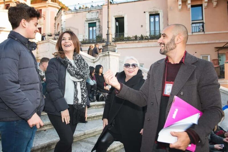 Rome: Interactive Tour with Licensed Guide - Who Is This Tour Best For?