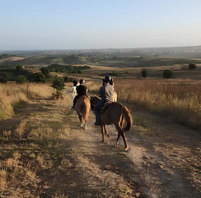 Rome: Lake Martignano Horseback Ride with Guide - Key Points