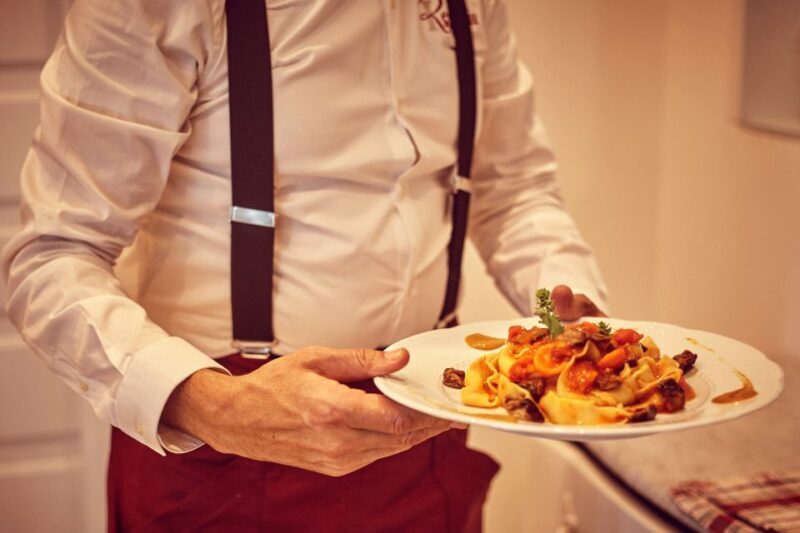 Rome: Lunch or Dinner with typical Roman Dishes - Key Points