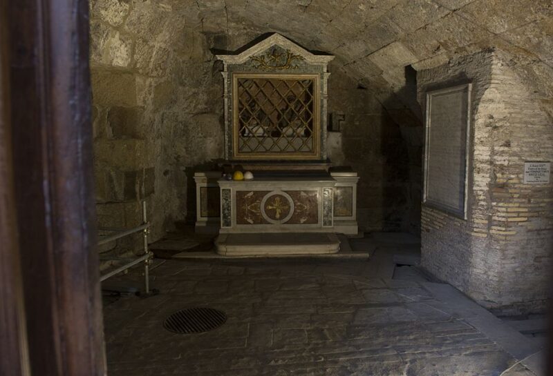 Rome: Mamertime Prison Entrance Ticket with Audio guide - Key Points