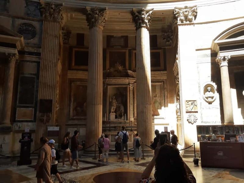Rome: Pantheon Priority Entry Ticket & Interactive App - Meeting Point Logistics: Expect It to Vary