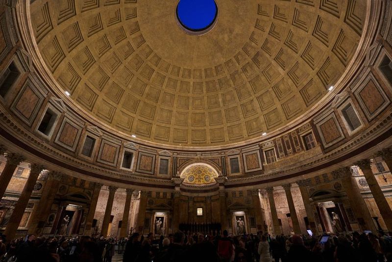 Rome: Pantheon Timeless Marvel Guided Tour with Entry Ticket - The Real Secret Weapon: Your Local Guide
