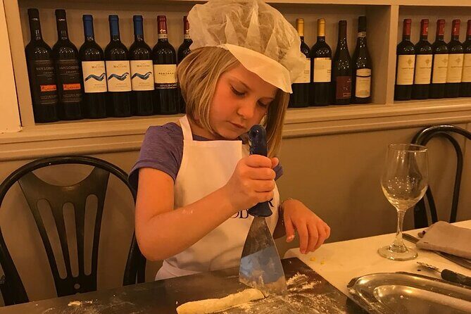 Rome Pasta and Tiramisu Class: Ravioli, Fettuccine & Fine Wine 5* - The Bottom Line