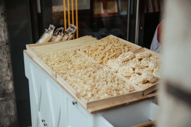 Rome: Pasta and Tiramisu Cooking Class with Spritz and Wine - Diving Into the Experience