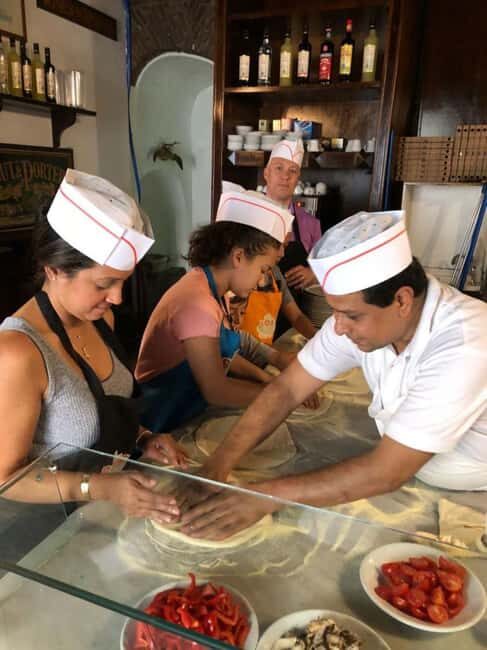 Rome: Pizza & Tiramisu Making Class - Key Points