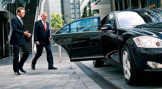 Rome Private Car & Chauffeur for Business, Shopping, Sightseeing - Why Choose This Private Chauffeur Service in Rome?