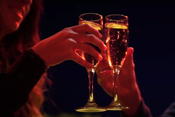 Rome Private Tour by Night, with a Prosecco Toast - FAQs