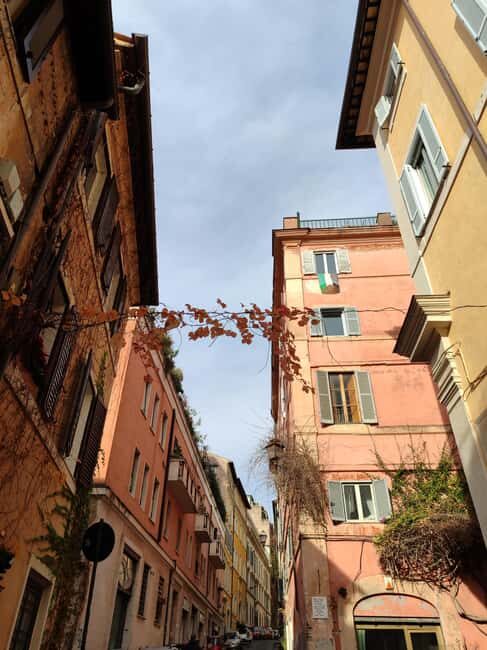 Rome Rione Monti Private Walking Food Tour with Market visit - What Makes It Special?