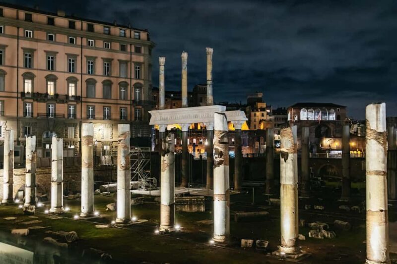 Rome: Small Group City Highlights Moonlight Walking Tour - The Experience & Atmosphere