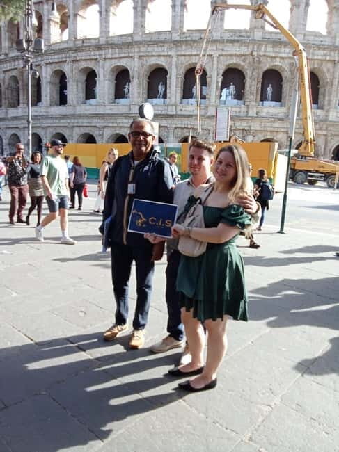 Rome: Special Colosseum Tour with access to Gladiator's Gate - FAQ