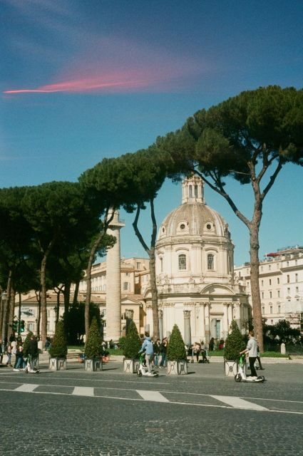 Rome: Squares and Fountains Walking Tour - Key Points
