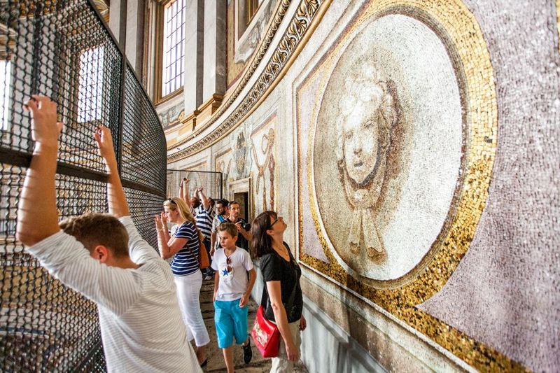 Rome: St. Peter's Basilica & Dome Entry Ticket & Audio Tour - Basillica Highlights After the Dome: Pietà, Baldacchino, and Tombs