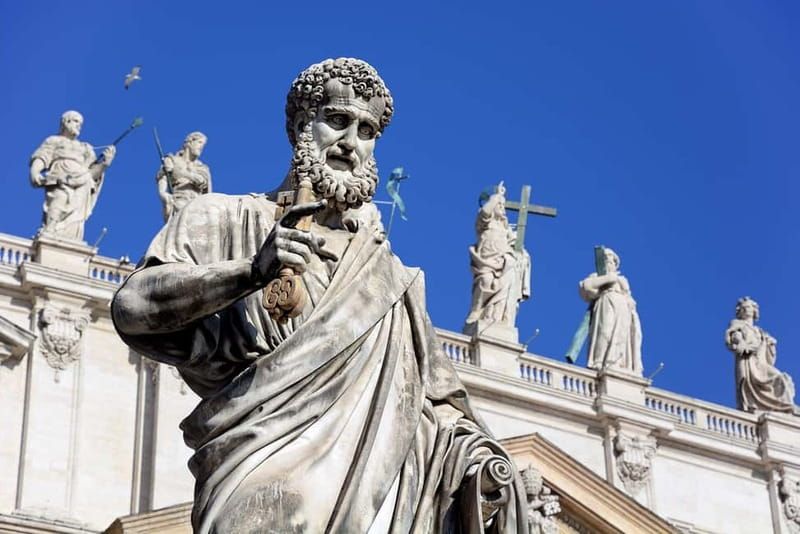 Rome: St Peter’s Basilica Express Entry & Digital Audio Tour - Dress code and what can ruin your day fast