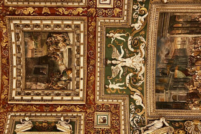 Rome St. Peter's Basilica Tour with exclusive Underground Access - FAQ