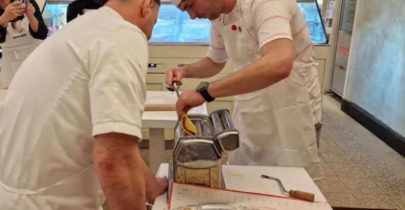 Rome: Traditional Cooking Class in the Jewish Ghetto - The Experience in Practice