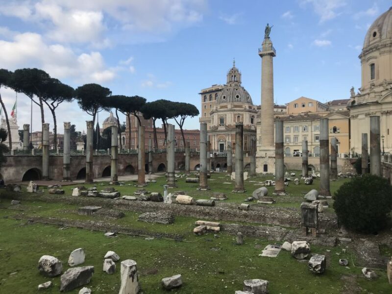 Rome: Trajan Markets Experience with Multimedia Video - Key Points