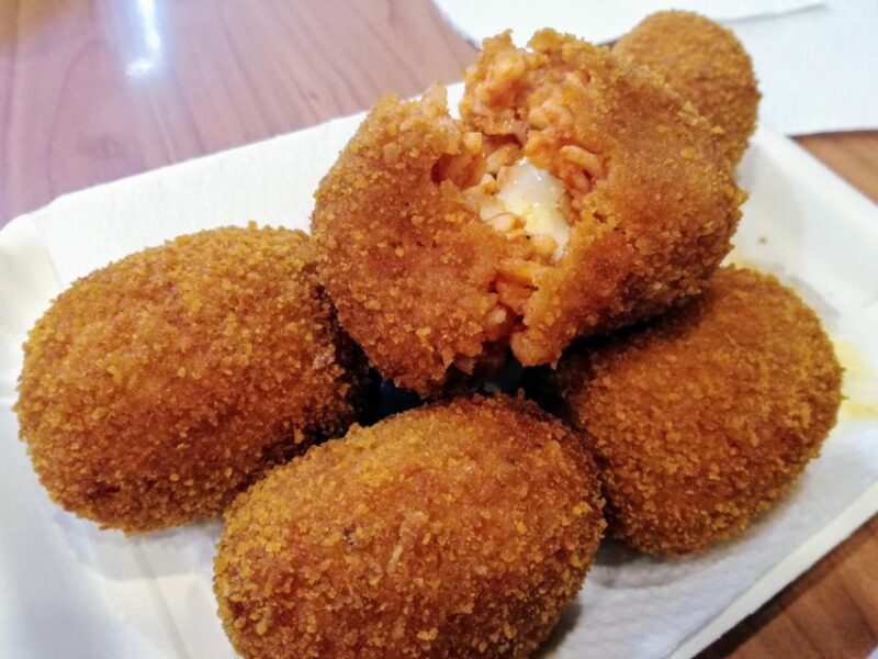 Rome: Trastevere and Jewish Ghetto Street Food Walking Tour - Who Should Consider This Tour?