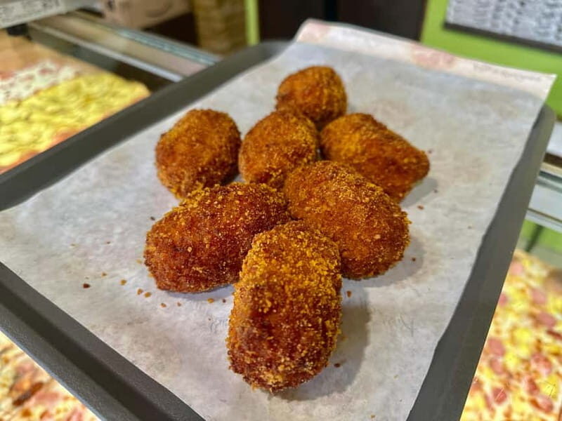 Rome: Trastevere Street Food Walking Tour with Local Expert - The Experience: What Makes It Special