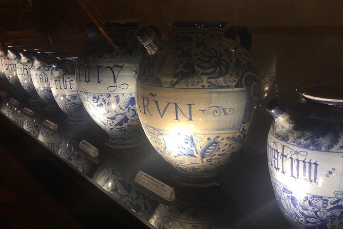 Rome: Trevi Fountain district and Underground Domus Guided Tour - What to Expect from This Tour