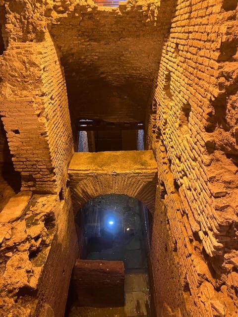 Rome: Trevi Fountain District Underground Tour and Ice Cream - Whats Included & Whats Not