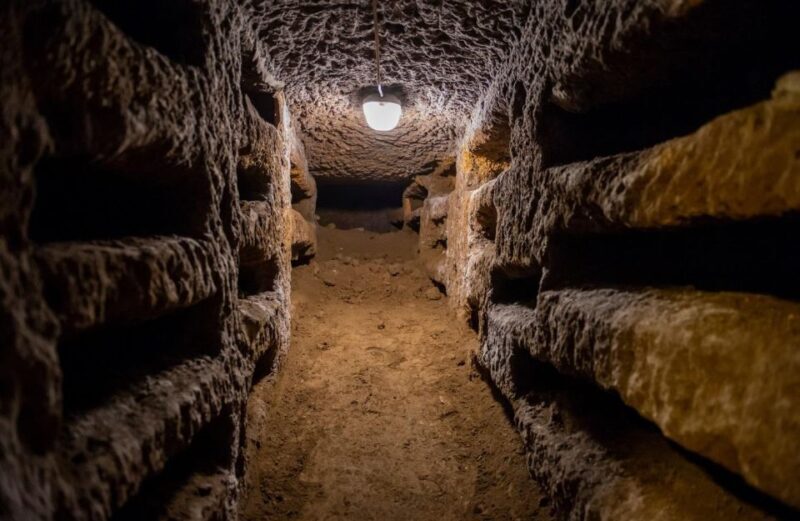 Rome: Underground Catacombs Guided Tour with Transfer - Key Points