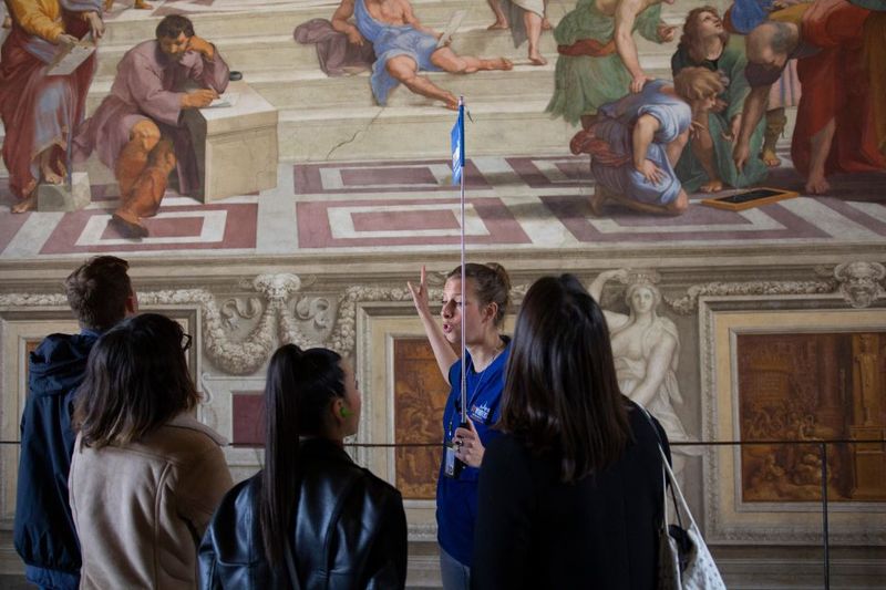 Vatican Museums, Sistine Chapel & St Peter's Basilica Tour - Headsets and Group Size: How the Tour Stays Usable