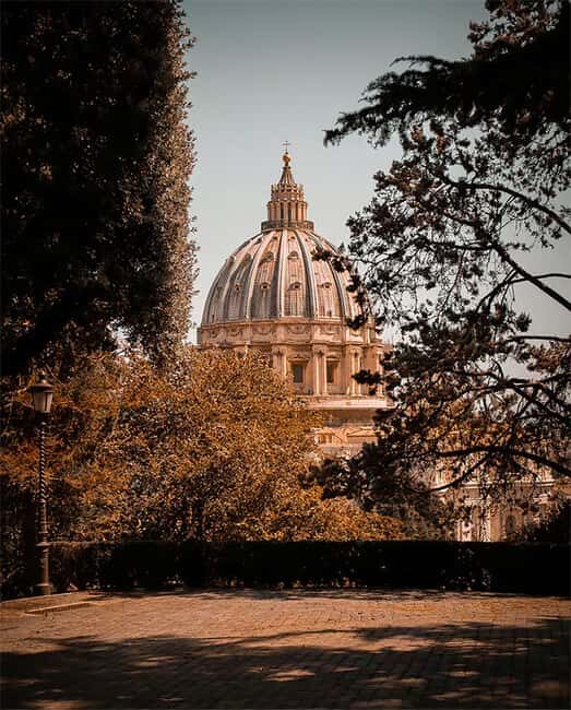 Rome: Vatican Museums & Sistine Chapel Evening Guided Tour - A Closer Look at the Experience