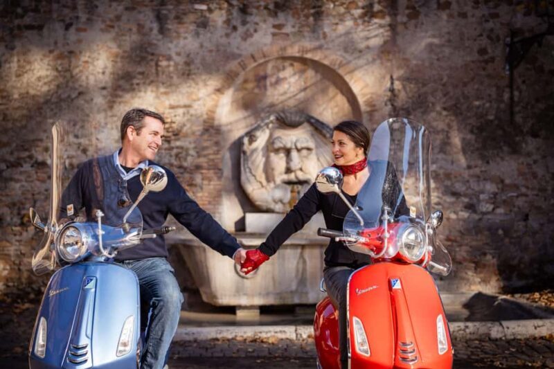 Rome: Vespa Tour with Photo Stops and City Center Pickup - Key Points