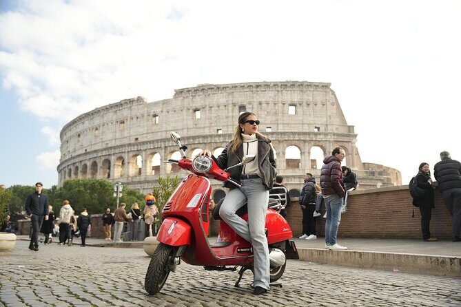 Rome: Vespa Tour with Professional Photoshoot - A Close Look at the Vespa Experience in Rome