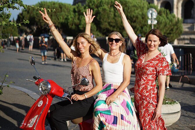 Rome: Vespa Tour with Professional Photoshoot - FAQs