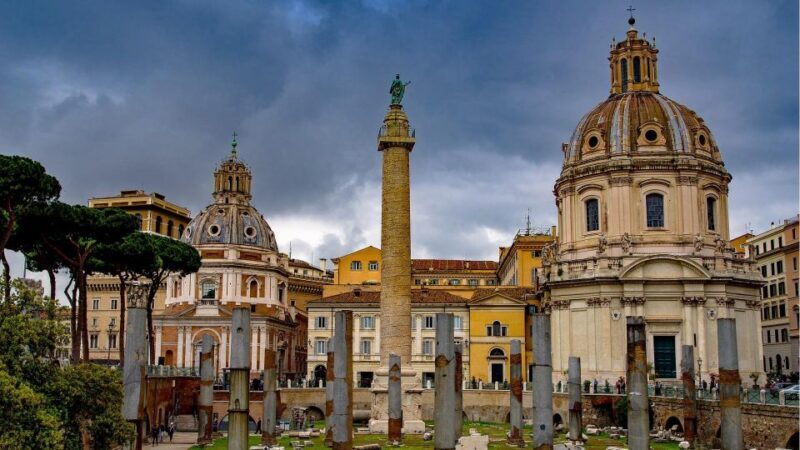Rome Walking Tour: Ancient Ruins to Modern Fashion District - What Makes the Tour Stand Out